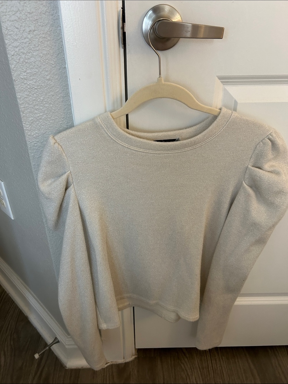 1.STATE Off-White Pullover Sweater